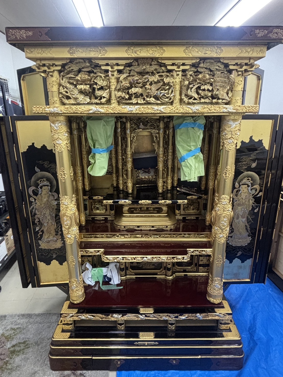 金仏壇の取り扱い例